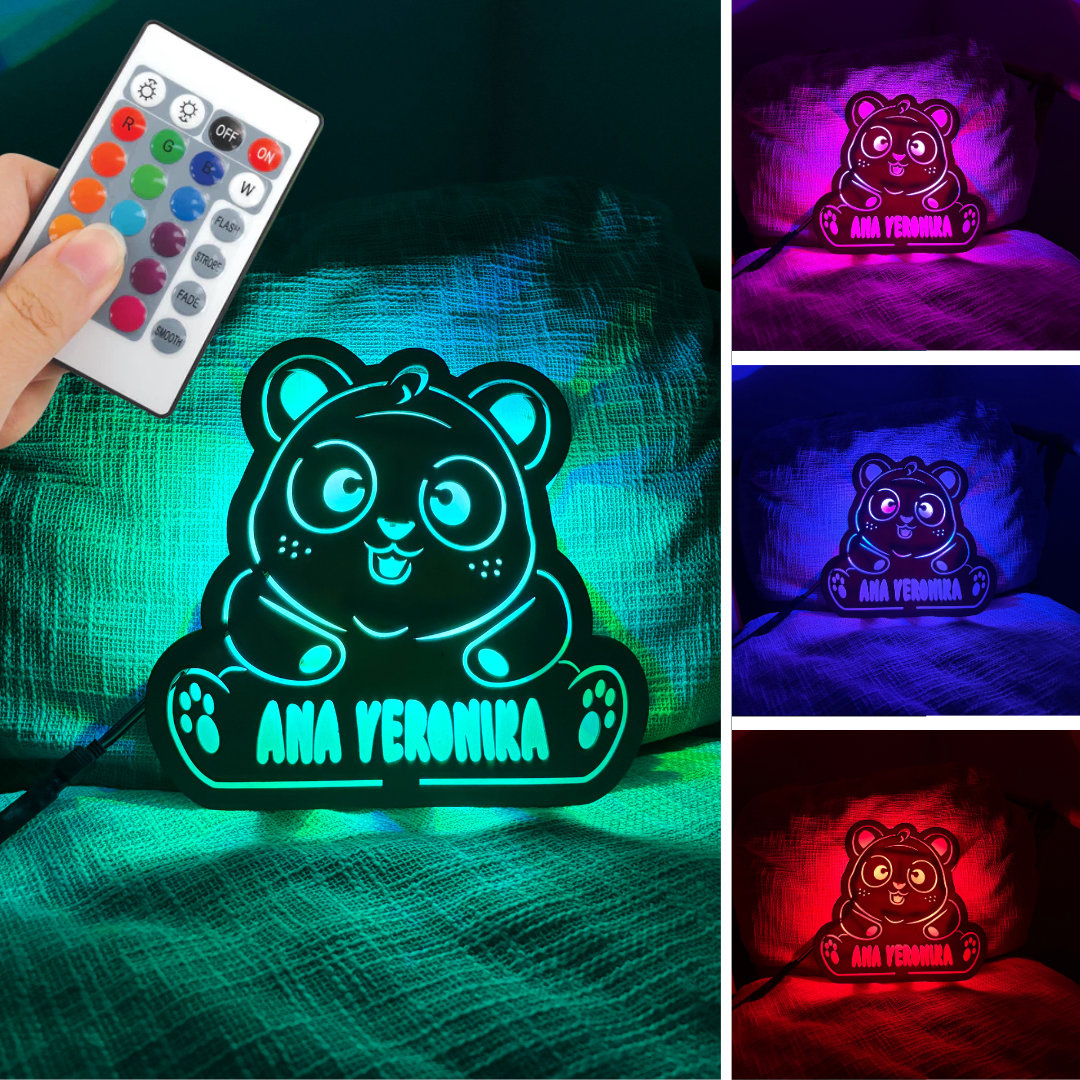 Lesena lučka panda z imenom - Pandaglow