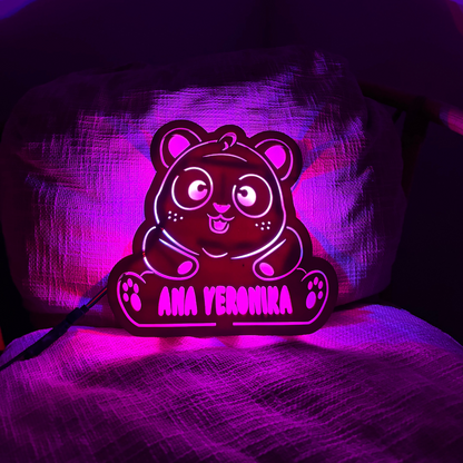 Lesena lučka panda z imenom - Pandaglow